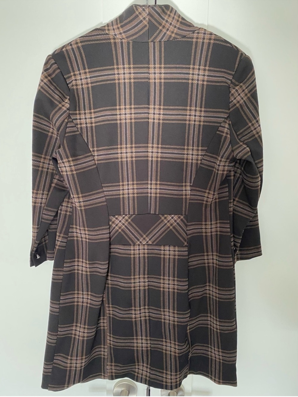Le Chateau Women’s Long Blazer Jacket Small Black / Brown Plaid - Picture 3 of 7